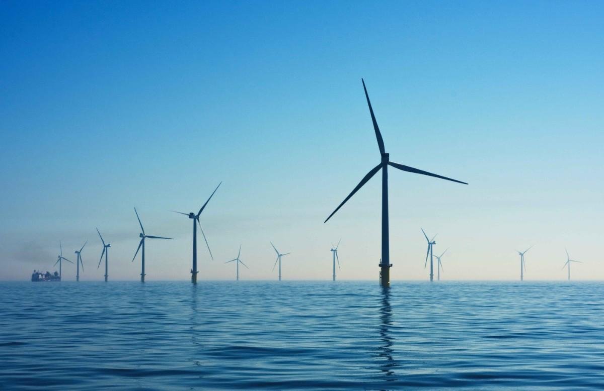 Suzlon Energy को फिर मिला बड़ा ऑर्डर, शेयरों में उछाल – जानें क्या है पूरा मामला