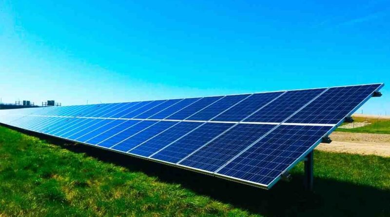 Waaree Renewables शेयर प्राइस विश्लेषण और निवेश सलाह